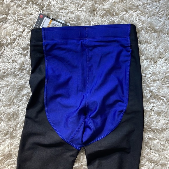 Unisex Under Armour size:small compression leggings (new with tags) - Picture 5 of 7
